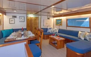 Beluga Yacht lounge