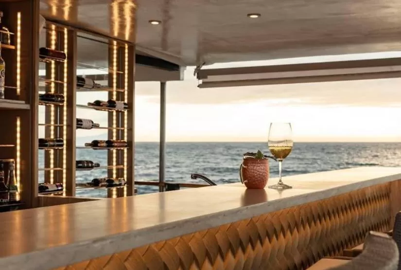 Grace Yacht Al Fresco Bar
