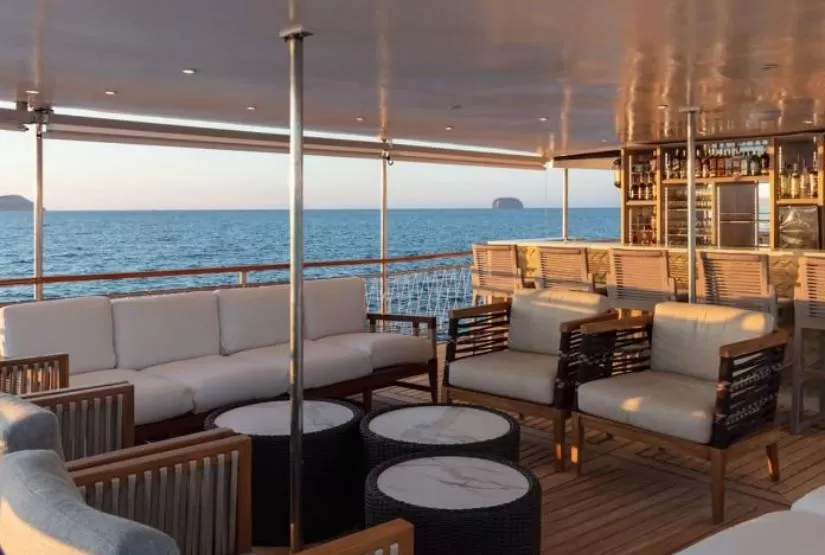 Grace Yacht Al Fresco Lounge