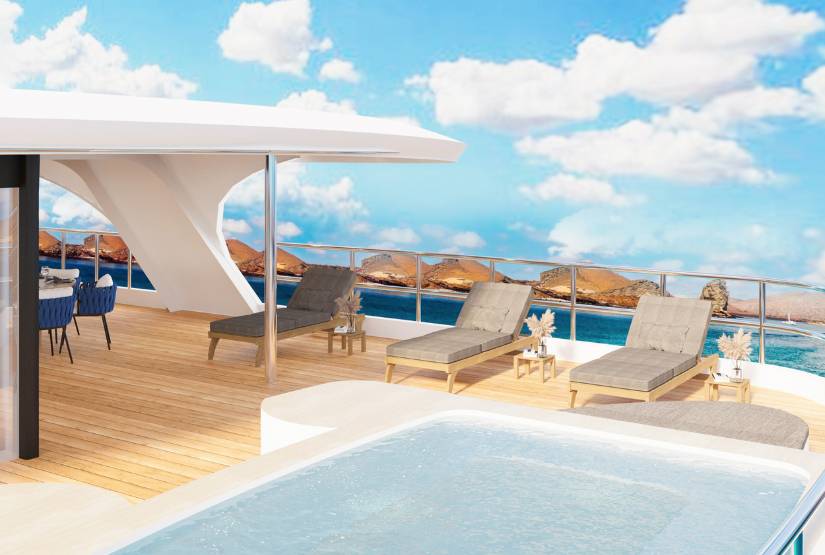 Hermes Yacht Jacuzzi