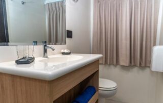 Bonita Yacht Bathroom