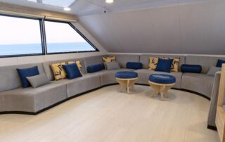Bonita Yacht Living room