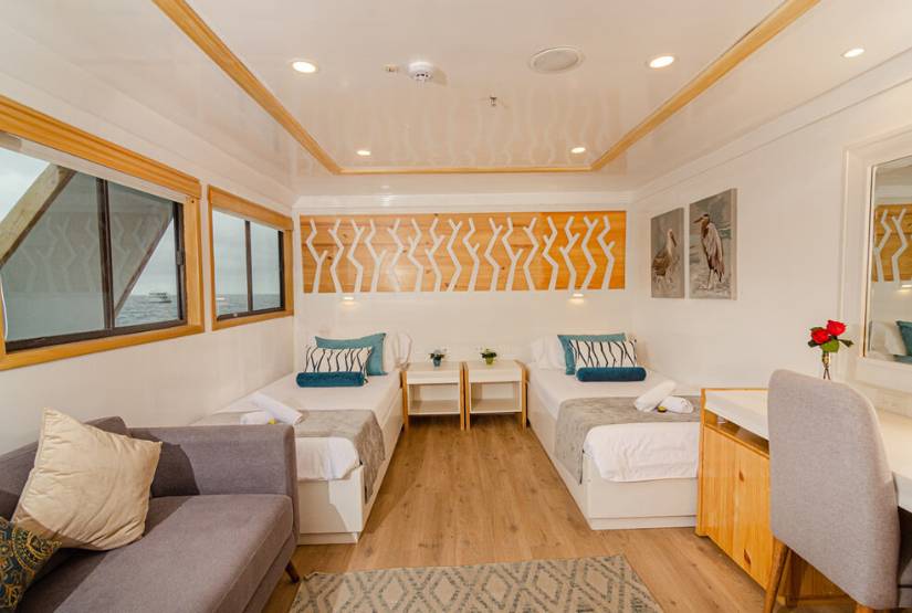 Sea Star Yacht Twin cabin
