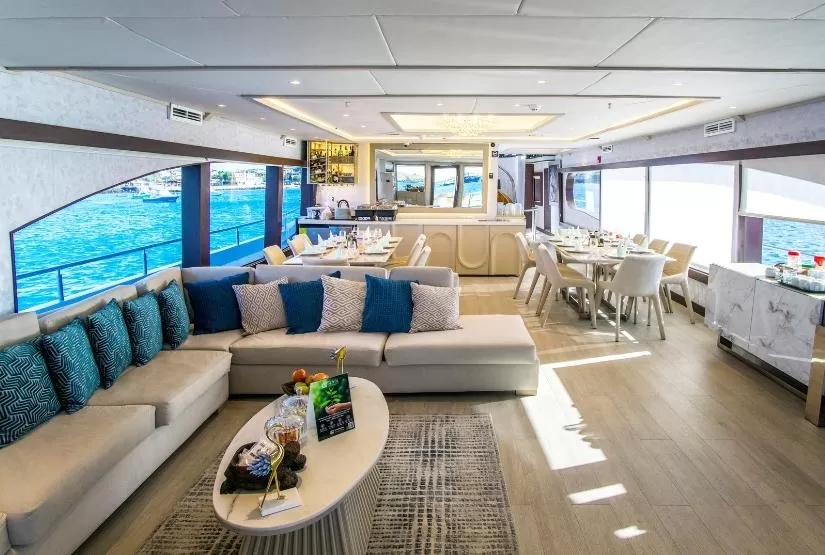 Grand Majestic Yacht Galapagos Social area