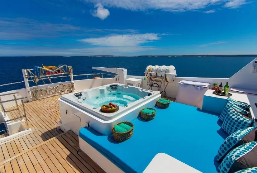 Grand Majestic Yacht Jacuzzi area