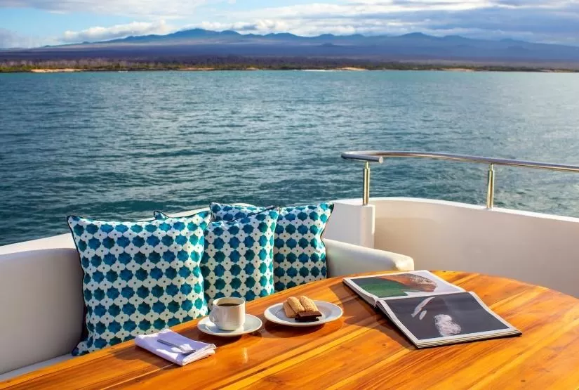 Grand Majestic Yacht Sun deck lunch