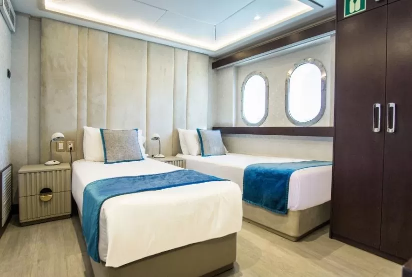 Grand Majestic Yacht Twin Cabin Main deck